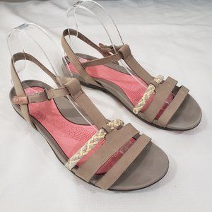 {Clarks} Sandals